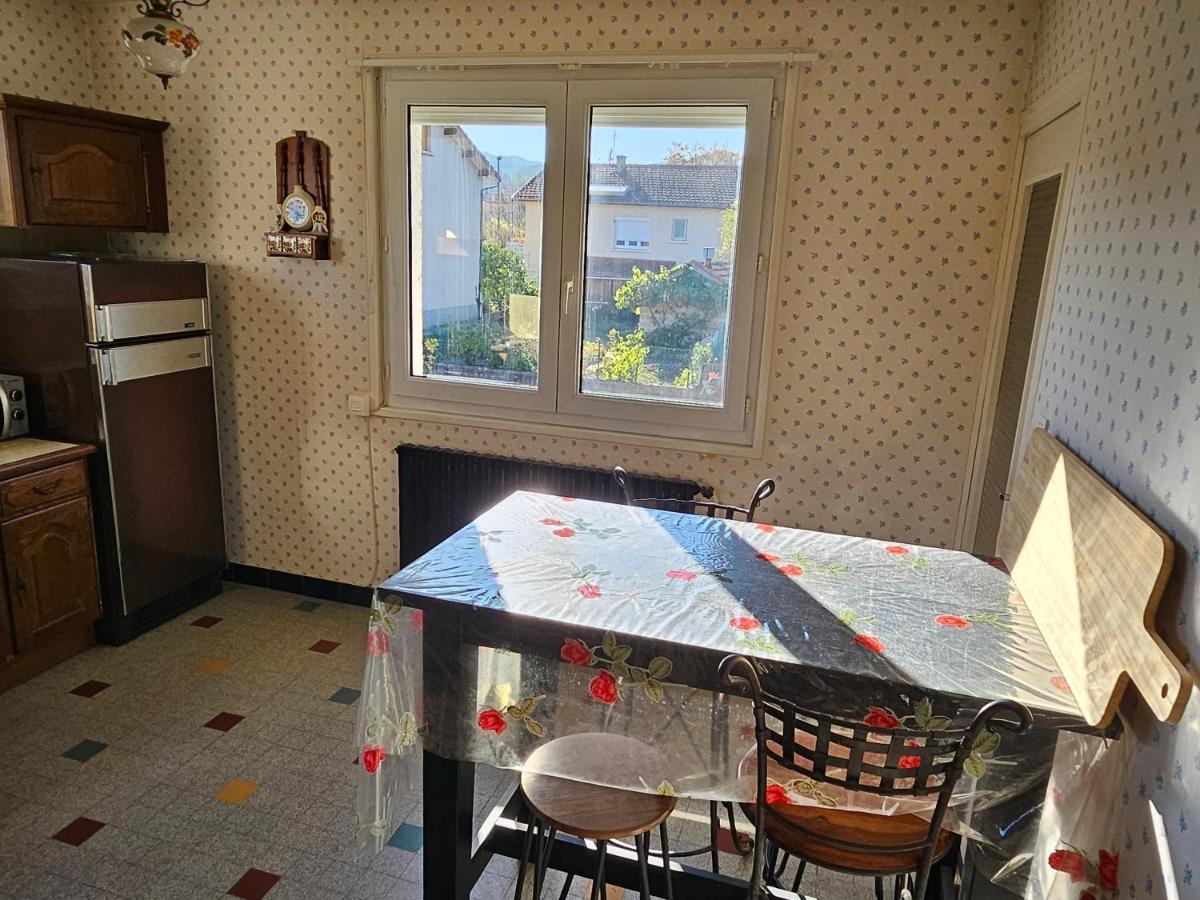 Apartmán La Bourzede F3 Langeac Exteriér fotografie